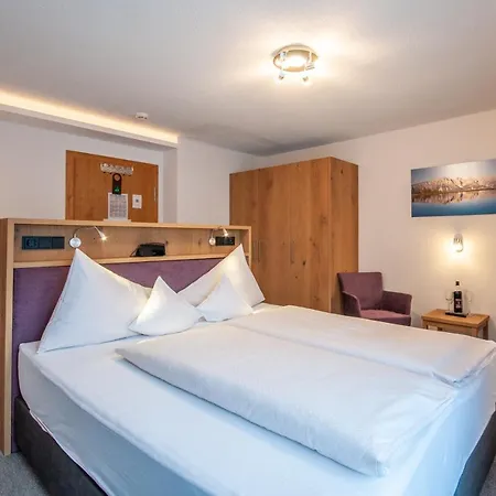 Guest house Fruhstuckspension Tannenhof Kirchberg in Tirol