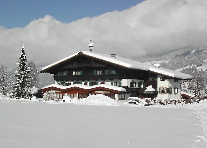 Penzion Fruehstueckspension Tannenhof 3*