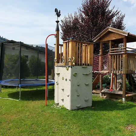 بيت ضيافة Fruehstueckspension Tannenhof كيرشبرغ ان تيرول